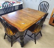 HP stout table 74.99 HP stout table 74.99