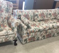 W chai couch W chai couch