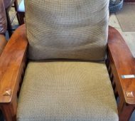 HP Solid wood reclining chair 79.99 HP Solid wood reclining chair 79.99
